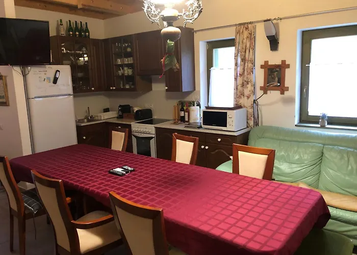 Apartment Erdoszeli Vadasztanya *